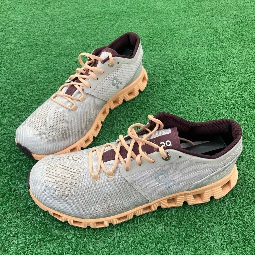 ON CLOUD X SWISS ENGINEERING - Women’s Running Shoes - SIZE 9.5